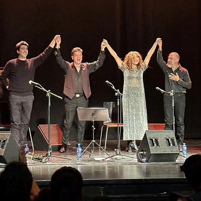 Auserón y Annie B Sweet, deleite griego en el Gran Teatro de Cáceres