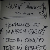 Al son de un perro mestizo