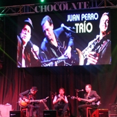 Juan Perro trío y el sol nuevo